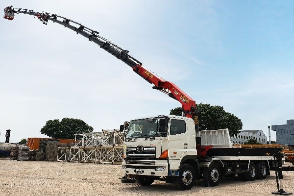 The Benefits of a Lorry Crane