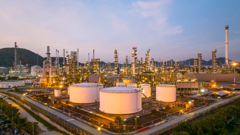 Project Logistics for the Petrochemical Industry in Singapore: Ensuring Safe and Efficient Operations