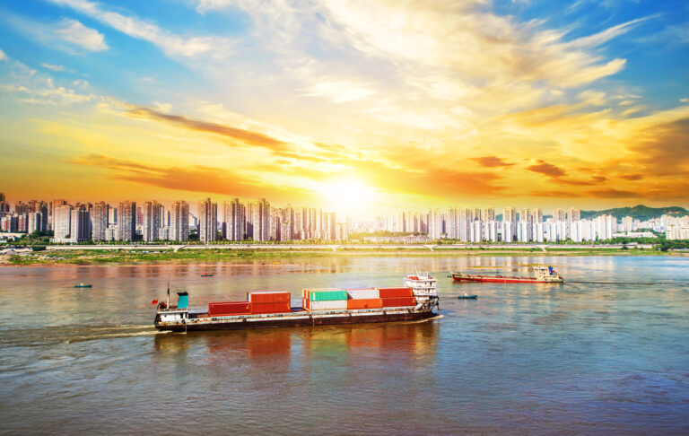 Freight Forwarder Singapore: Managing Regulated Industrial Cargo